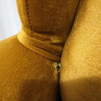 Koltuk Döşeme Sonrası Yırtık Ve Dikiş Hatalarına Çözüm Bulunmadı