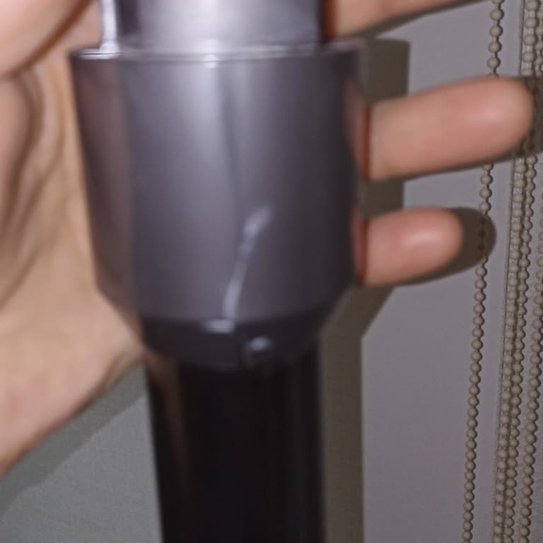 Dyson V15 Süpürge Beklentileri Karşılamadı, Yedek Parça Fiyatları Çok Yüksek