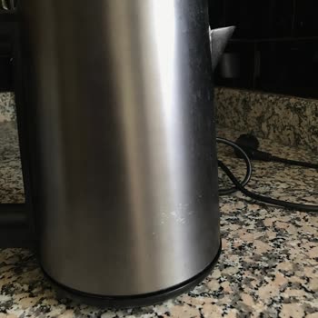 Garantili Üründe Soyulma Ve Paslanma, Servisten Yetersiz Destek