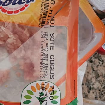 Hazır Hindi Sote Paketi Yenilmeyecek Parçalarla Dolu Çıktı