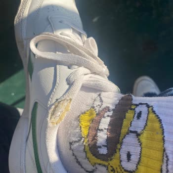 Bir Ayda Parçalanan Reebok Ayakkabı Hayal Kırıklığı