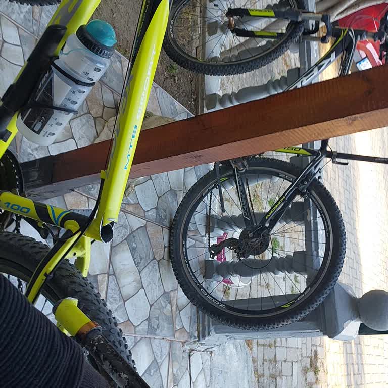 Kron XC 100 Bisikletin Koltuk Kısmı Sürüş Sırasında Kırıldı, Güvenlik Riski Oluştu