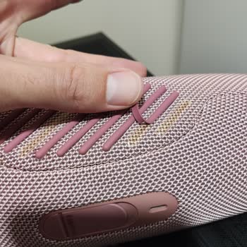 JBL Hoparlörün Silikon Parçaları Çocuklar İçin Risk Oluşturuyor