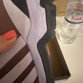 Kısa Sürede Tabanı Çöken Ayakkabıya Kullanıcı Hatası Denilmesi