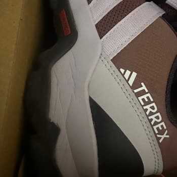 Kısa Sürede Tabanı Çöken Ayakkabıya Kullanıcı Hatası Denilmesi