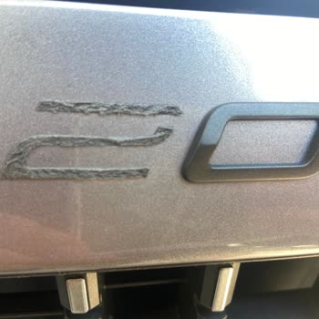 Peugeot 2008 Logosu Kendi Kendine Düştü, Garanti Kapsamına Alınmadı
