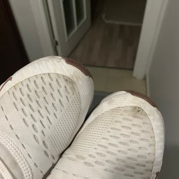 Nike Ayakkabımın Yırtılması Ve İade Talebimin Reddedilmesi