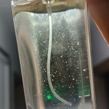 Niche Parfümde Yabancı Partikül Ve Koku Yayılımı Sorunu