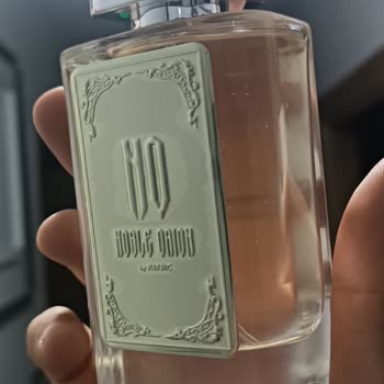 Niche Parfümde Yabancı Partikül Ve Koku Yayılımı Sorunu