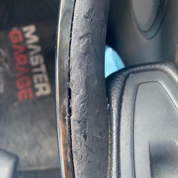 BMW 3.20i İç Kapı Kollarında Sıcak Hava Nedeniyle Oluşan Sorun