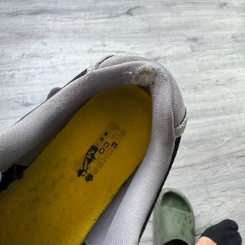 Skechers Ayakkabıda Kötü Malzeme, Büyük Hayal Kırıklığı