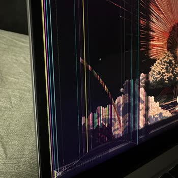 Apple, Garanti Kapsamındaki Ekran Arızasını Haksız Yere Reddetti