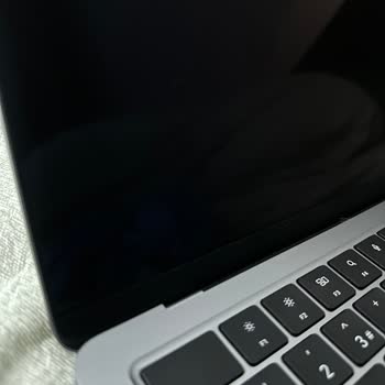 Apple, Garanti Kapsamındaki Ekran Arızasını Haksız Yere Reddetti