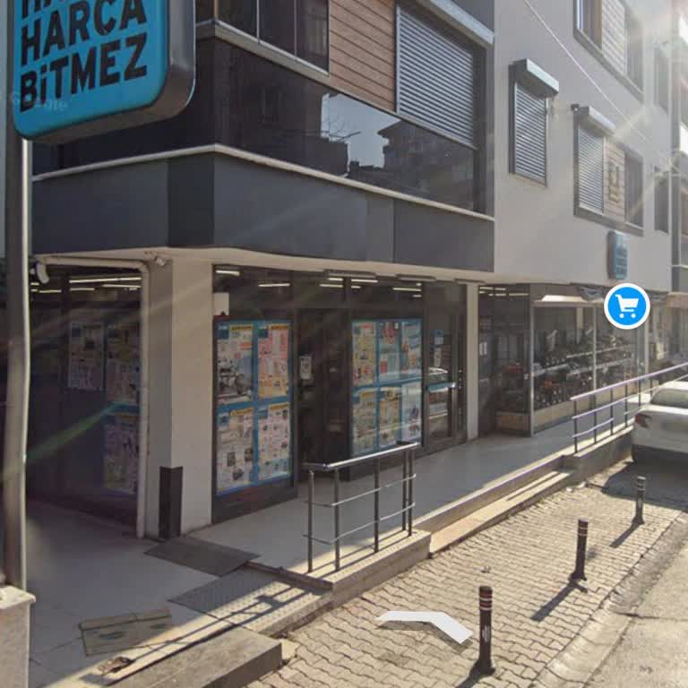 A101 Ümraniye Şubesinde Kasiyerden Saygısız Davranış