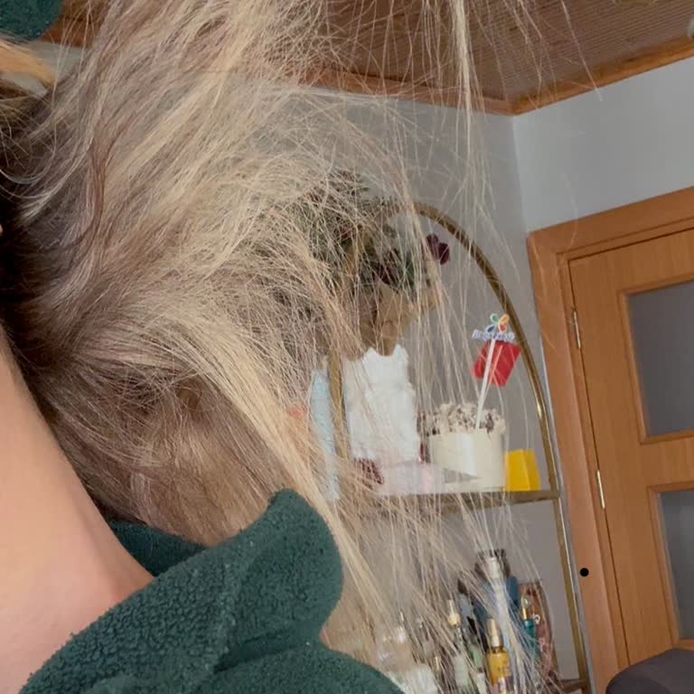 Bülent & Özgür Kuaför Kuaför Ziyareti Sonrası Saçlarım Ciddi Şekilde Zarar Gördü