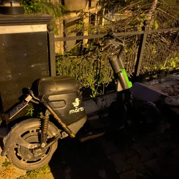Scooterlar Yüzünden Aracım Zarar Gördü, Kim Sorumlu?
