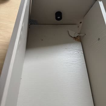 Vivense'den Aldığım Yatak Odası Takımı Hem Arızalı Çıktı Hem De Garanti Dışı Bırakıldı