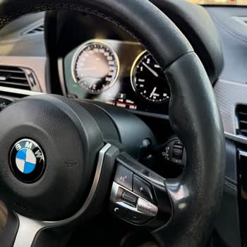 BMW X2 Direksiyonunda Beklenmedik Renk Solması Ve Deformasyon