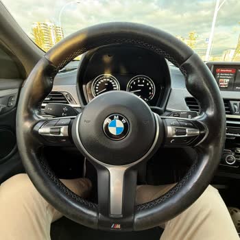 BMW X2 Direksiyonunda Beklenmedik Renk Solması Ve Deformasyon