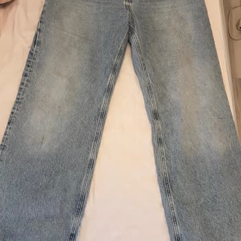 Yeni Alınan Kot Pantolon İlk Giyişte İki Beden Büyüdü