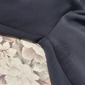 Neopren Takım İlk Kullanımda Tüylenme Yaptı, Çözüm Sunulmuyor