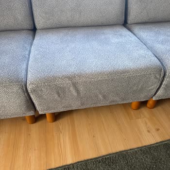 Köşe Koltukta Deformasyon Ve Yetersiz Servis Deneyimi