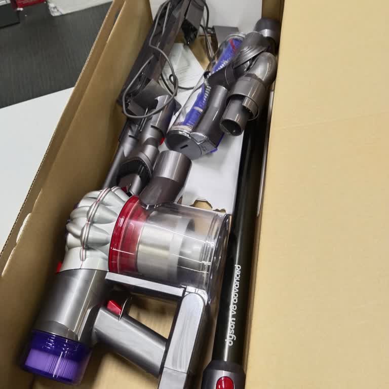 Dyson Sarjı 8 Dakika Gitti