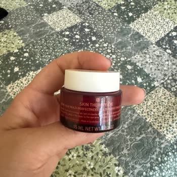 Aldığım Göz Altı Kremi Cildimde Çizgilere Sebep Oldu, İade Talep Ediyorum