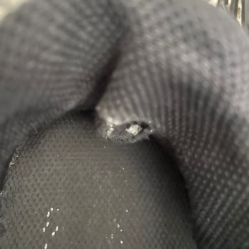 New Balance Ayakkabıda Erken Deformasyon Ve Mağaza İlgisizliği