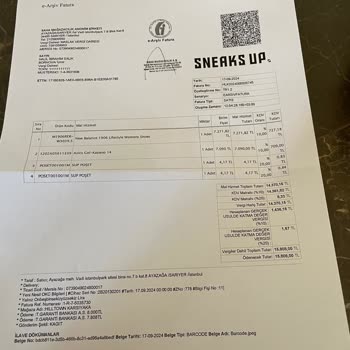 New Balance Ayakkabıda Erken Deformasyon Ve Mağaza İlgisizliği