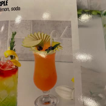Sipariş Edilen İçecek Menüdekiyle Uyuşmuyor Ve Fazla Buz Konuluyor