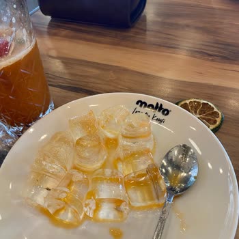 Sipariş Edilen İçecek Menüdekiyle Uyuşmuyor Ve Fazla Buz Konuluyor