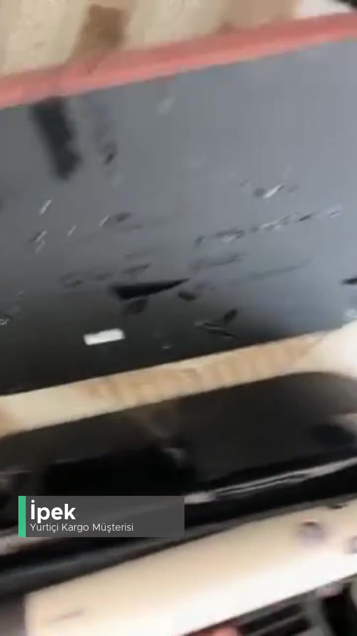 Yurtiçi Kargo Ürünün Bütün Kutusu Mahvoldu videonun kapak resmi
