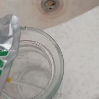 Mis İçeceğimin İçinden Meyve Suyu Yerine Acı Olan Şeffaf Bir Sıvı Çıktı!