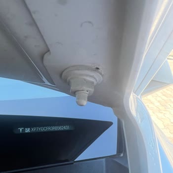 Tesla Sıfır Araçta Sök-Tak Şoku Ve Bilgilendirme Eksikliği