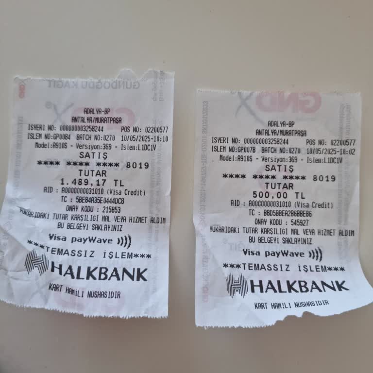 Benzin İstasyonunda Fazla Yakıt Doldurulup Hatalı Ücret Alınması Ve Saygısız Davranış