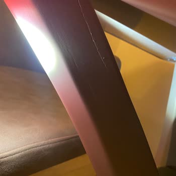 Satın Alınan Salon Takımı Hatalı Ve Değişim Süreci Sorunlu