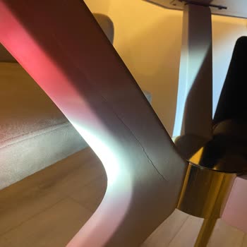 Satın Alınan Salon Takımı Hatalı Ve Değişim Süreci Sorunlu