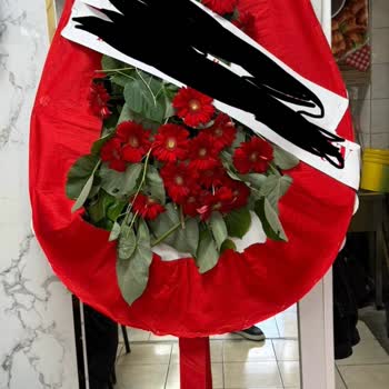 Siparişimde Gösterilen Çiçekle Gelen Çiçek Farklıydı