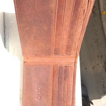 Kısa Sürede Deforme Olan Hakiki Deri Cüzdan Hayal Kırıklığı Yarattı