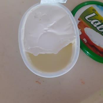 Sütaş Labne Peynirinin Yarısı Eksik Çıktı