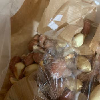 Migros'tan Aldığım Kuruyemişlerin İçinden Kurt Çıktı, Mağaza Dönüş Yapmıyor