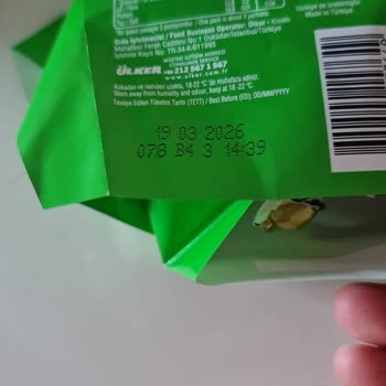 Aldığım Ülker Antep Fıstıklı Ürün Bozuk Ve Kurtlu Çıktı