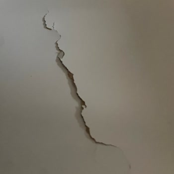 Kırık Koltuk Değişmiyor, Evde Hareket Edemiyoruz Müşteri Hizmetleri Çözüm Sunmuyor