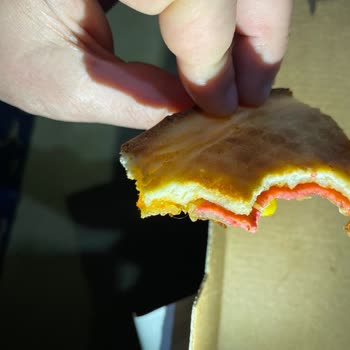 Siparişimden Saç Çıktı, Acil Çözüm Bekliyorum