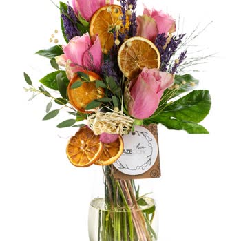 Gösterilen Aranjman İle Gönderilen Çiçek Arasında Büyük Fark Var, Müşteri Memnuniyetsizliği