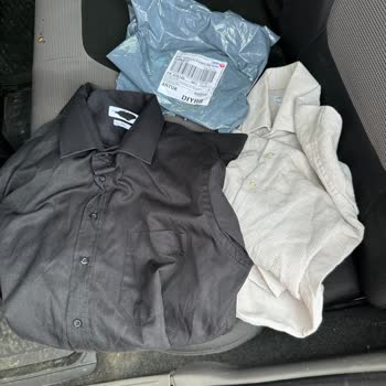 Sipariş Verdiğim Gömlekler Yanlış Ve Kalitesiz Geldi