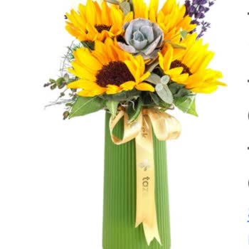 Gönderilen Çiçekler Soluk Ve Farklı Müşteri Hizmetleri İlgisiz