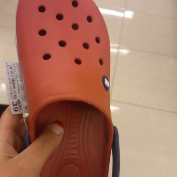 Etiket Fiyatı İle Kasadaki Fiyat Uyuşmazlığı Ve Kaba Davranış