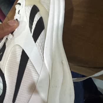 Kısa Sürede Deforme Olan Ayakkabı Ve Garanti Sürecinde Destek Eksikliği